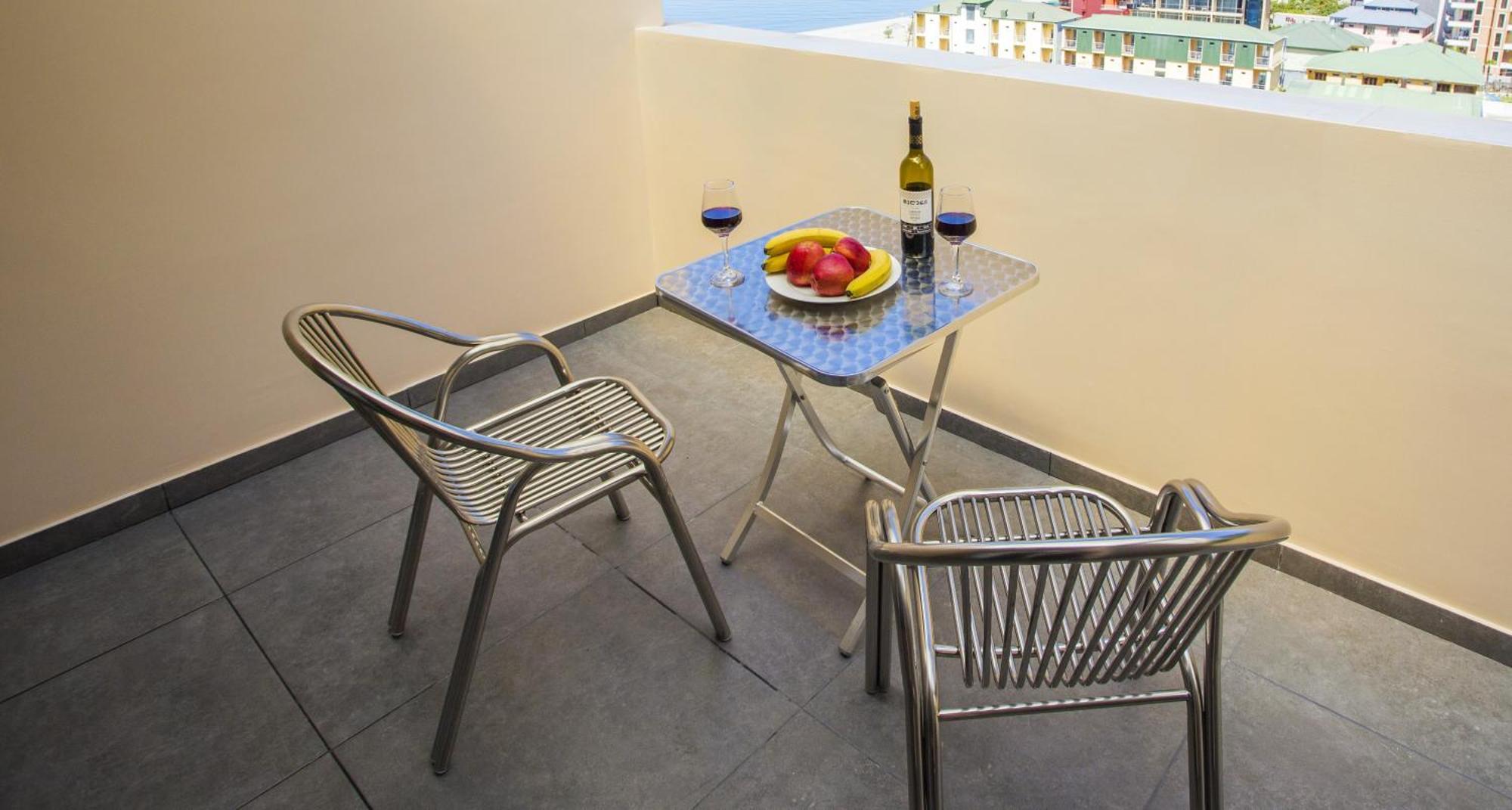 Zgvadaca Kvariati Apartment ภายนอก รูปภาพ